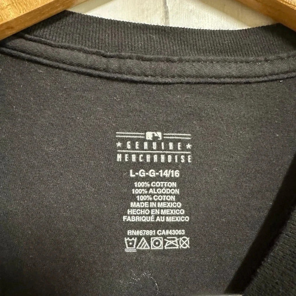 San Francisco Giants Black T-shirt Size L Boys - Picture 3 of 4